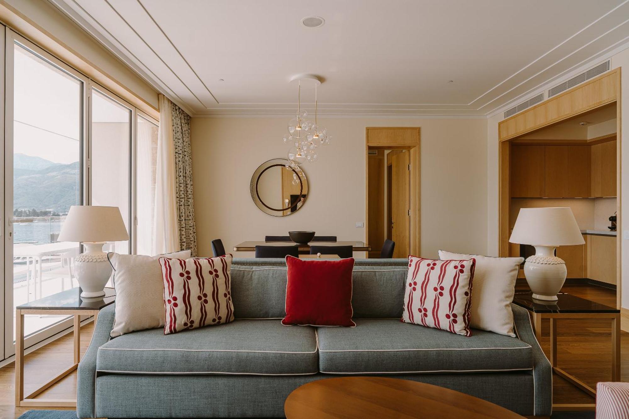 波尔图黑山丽晶酒店 蒂瓦特 外观 照片 A living room at The Mira Hong Kong